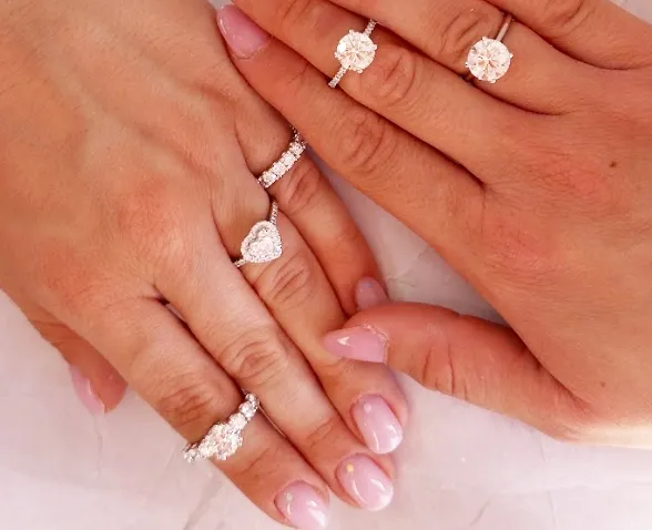 Natural Diamonds Engagement Rings